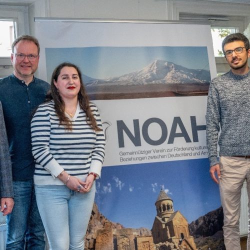 NOAH-Vorstand, v.l.: Dr. Gevorg Hayrapetyan, Michael Strauß, Nvard Hovsepyan, Aram Antonjan, Ernst-Ludwig Drayß, Bild: Thomas Neu